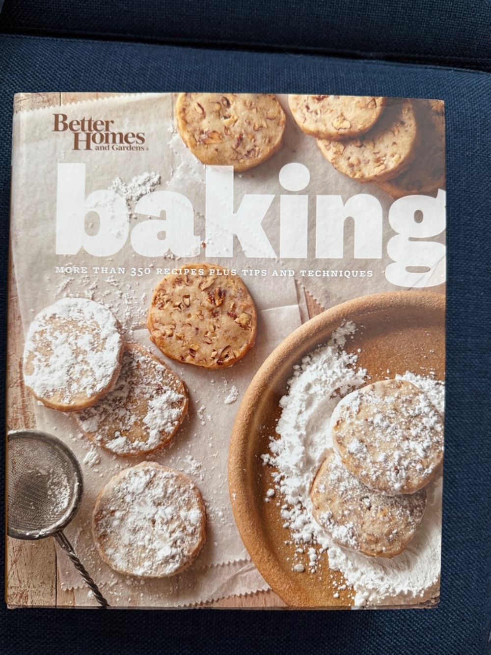 Better Homes And Gardens Baking Cookbook - Cream & Brown Cover